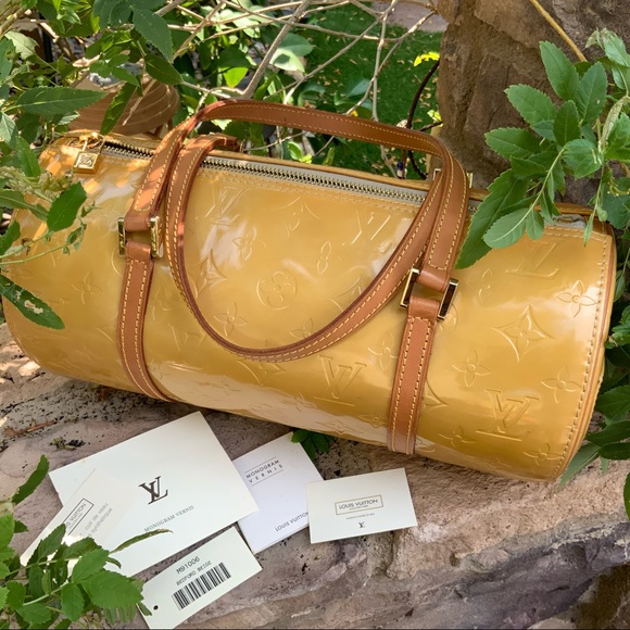 Louis Vuitton Monogram VERNIS Bedford beige bag - Picture 12 of 16